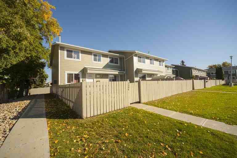 Lymburn Lane Apartments 7308 178 St Nw, Edmonton, AB T5T 2H4 Zumper