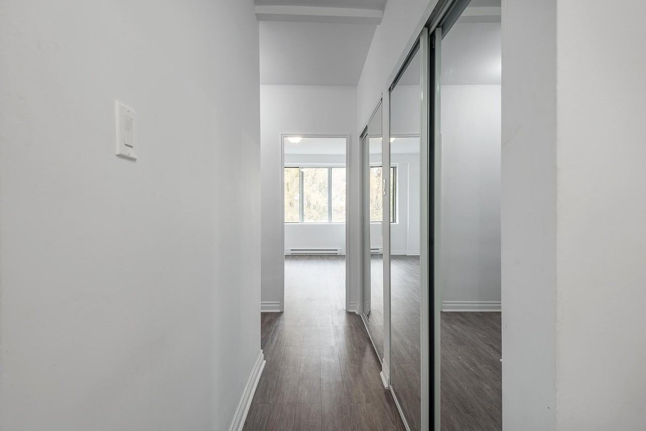 6380 Av Somerled Apartments 6385 Av Somerled, Montréal, QC H4V None