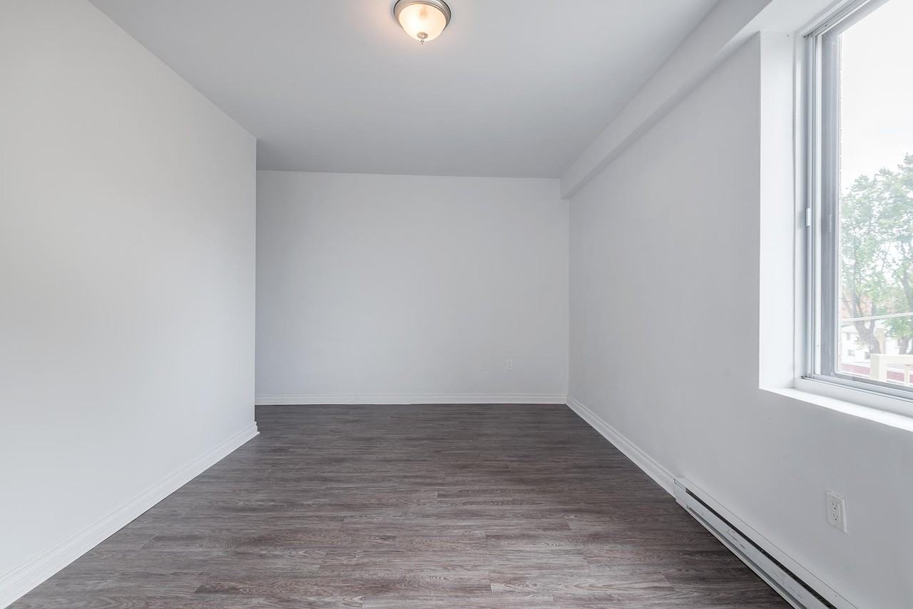 6380 Av Somerled Apartments 6385 Av Somerled, Montréal, QC H4V None