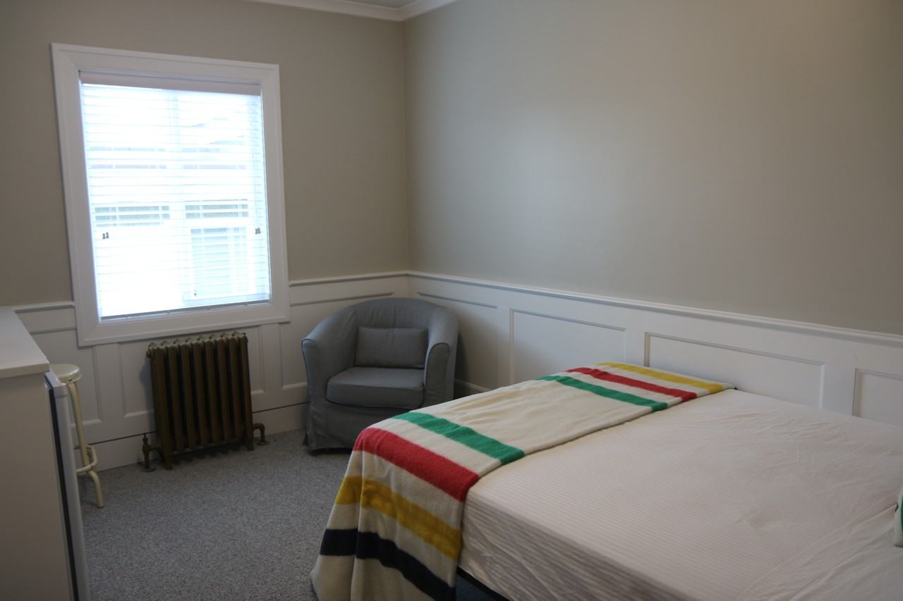 New York Apartments 2341 York Ave, Vancouver, BC V6K 1C8 Zumper