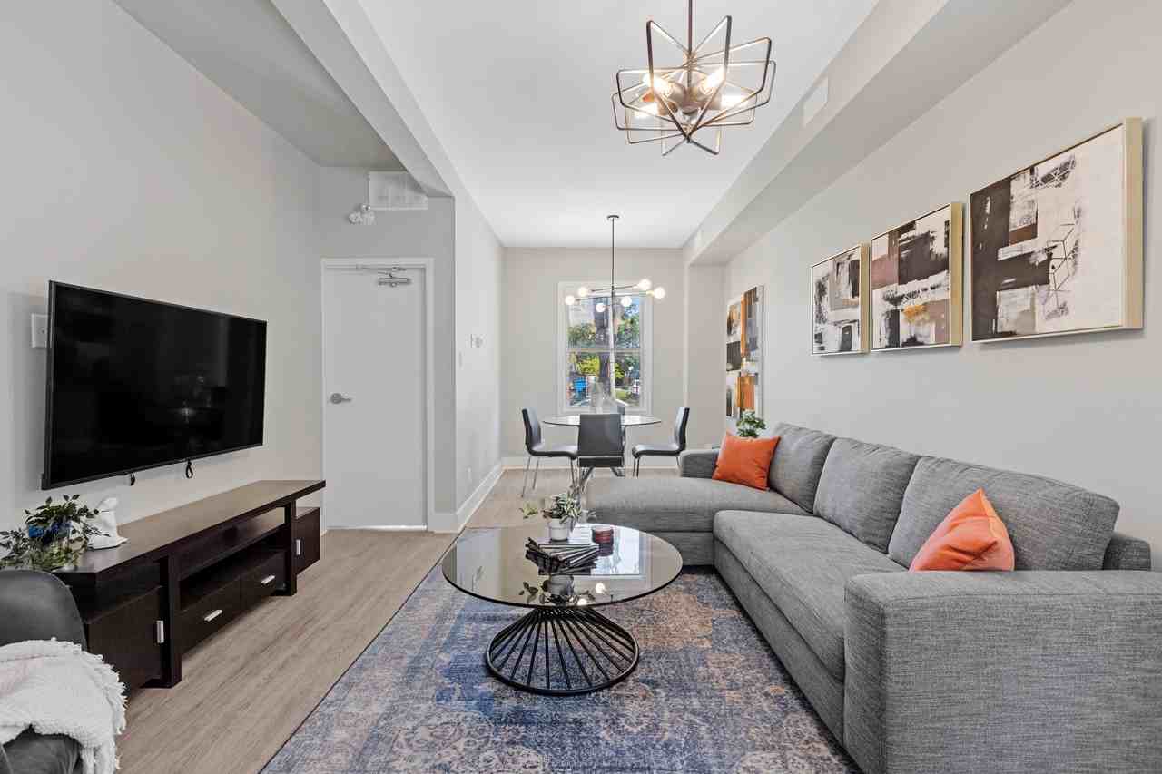 80 Nelson Apartments in Lower Town, Ottawa, ON K1N 7R3 Zumper