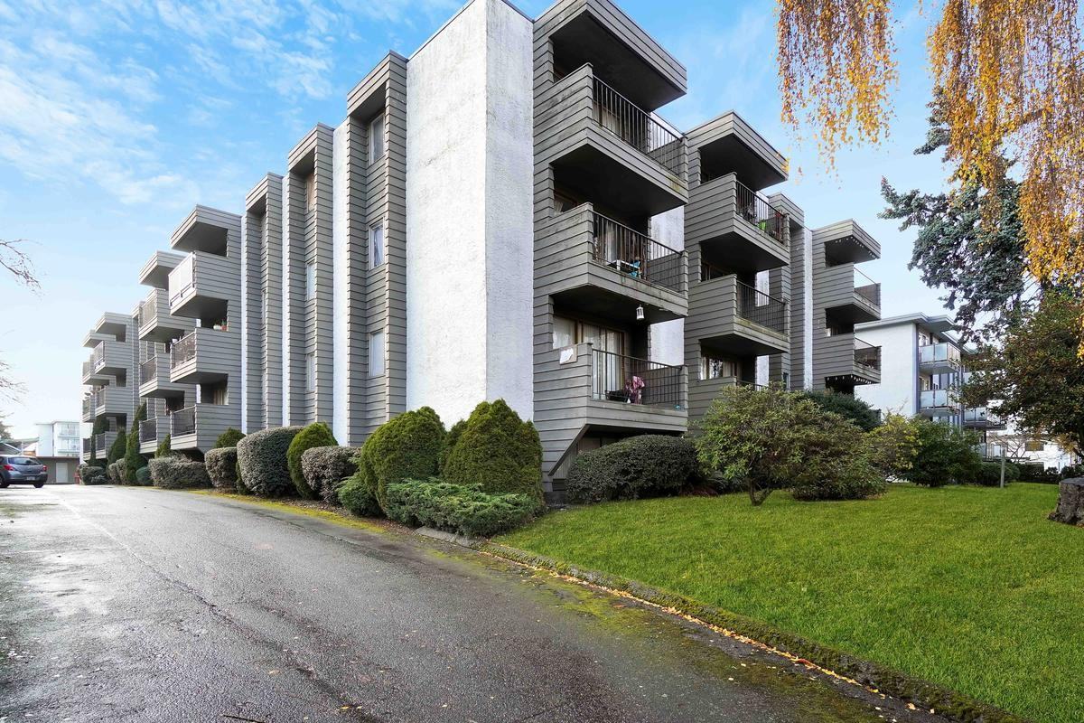 Michigan Court Apartments 323 Michigan St, Victoria, BC V8V 1R6 Zumper