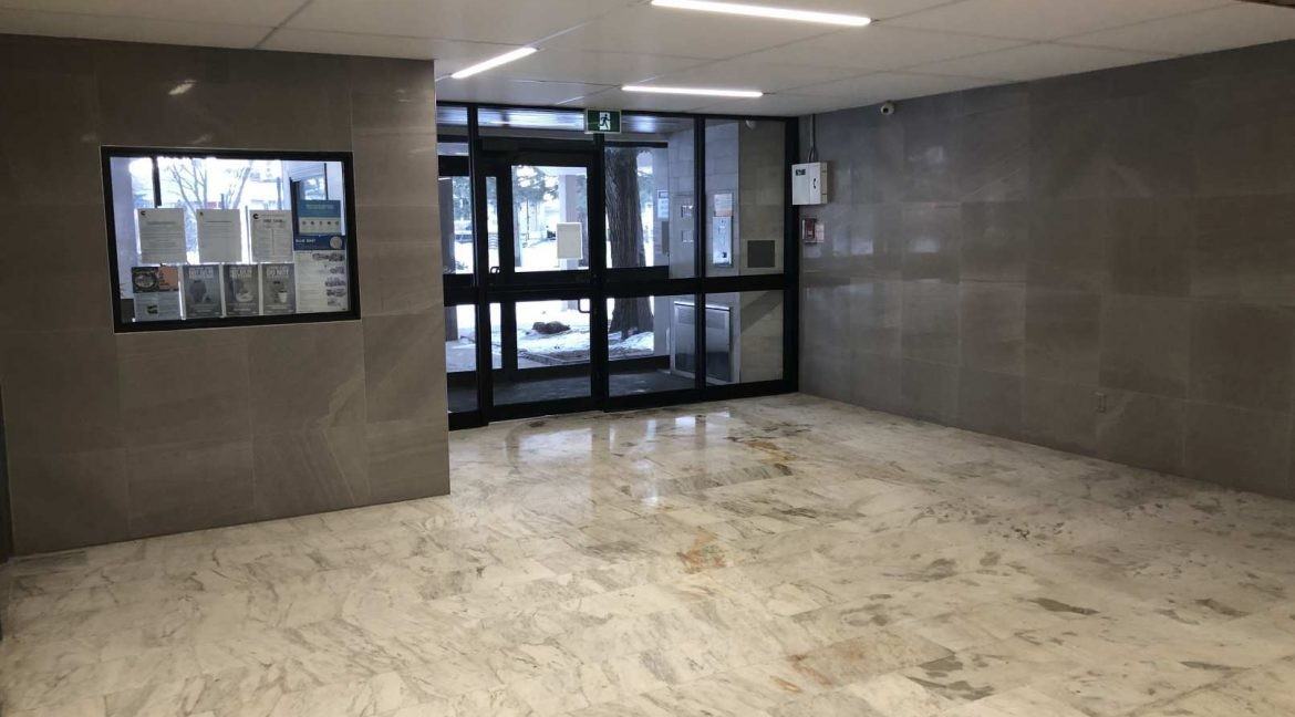 25 Duncanwoods Dr Apartments in Humber Summit, Toronto, ON M9L 2C5 Zumper