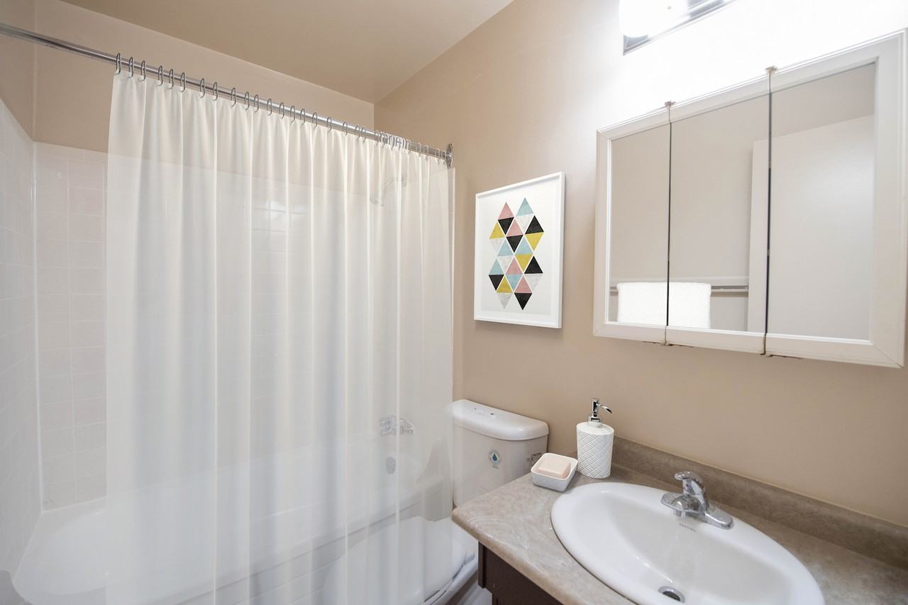 Partridge Manor Apartments 370 Partridge Ave, Winnipeg, MB R2V 1K9 Zumper