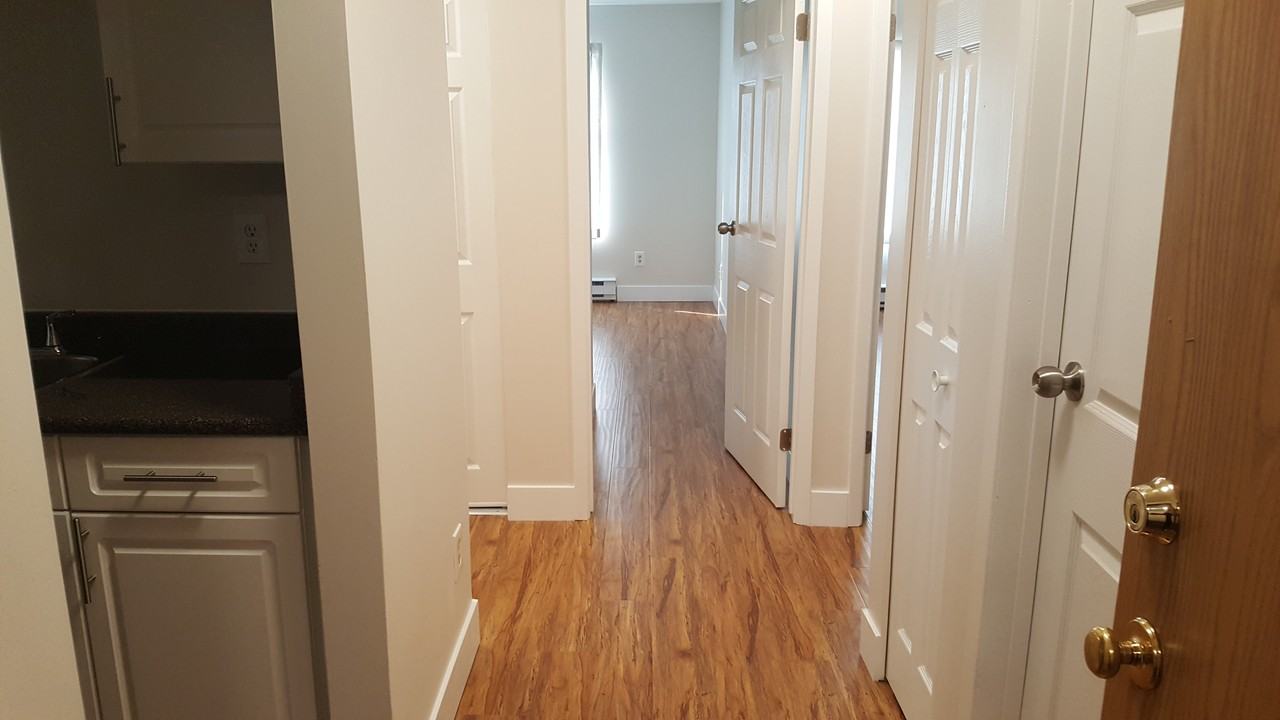 Garrison Place Apartments 5820 Vedder Rd, Chilliwack, BC V2R 1C4 Zumper