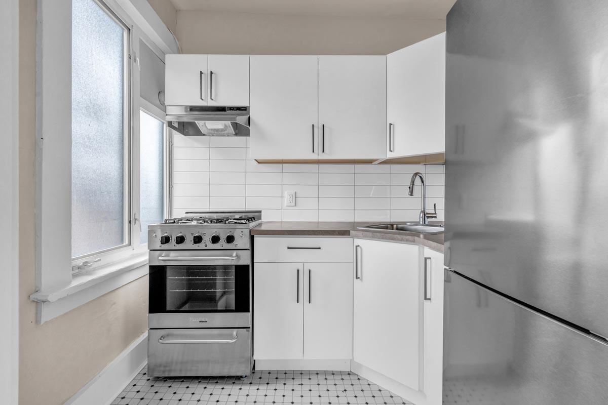 Strathmore Lodge Apartments 1086 Bute St, Vancouver, BC V6E 1Z5 Zumper