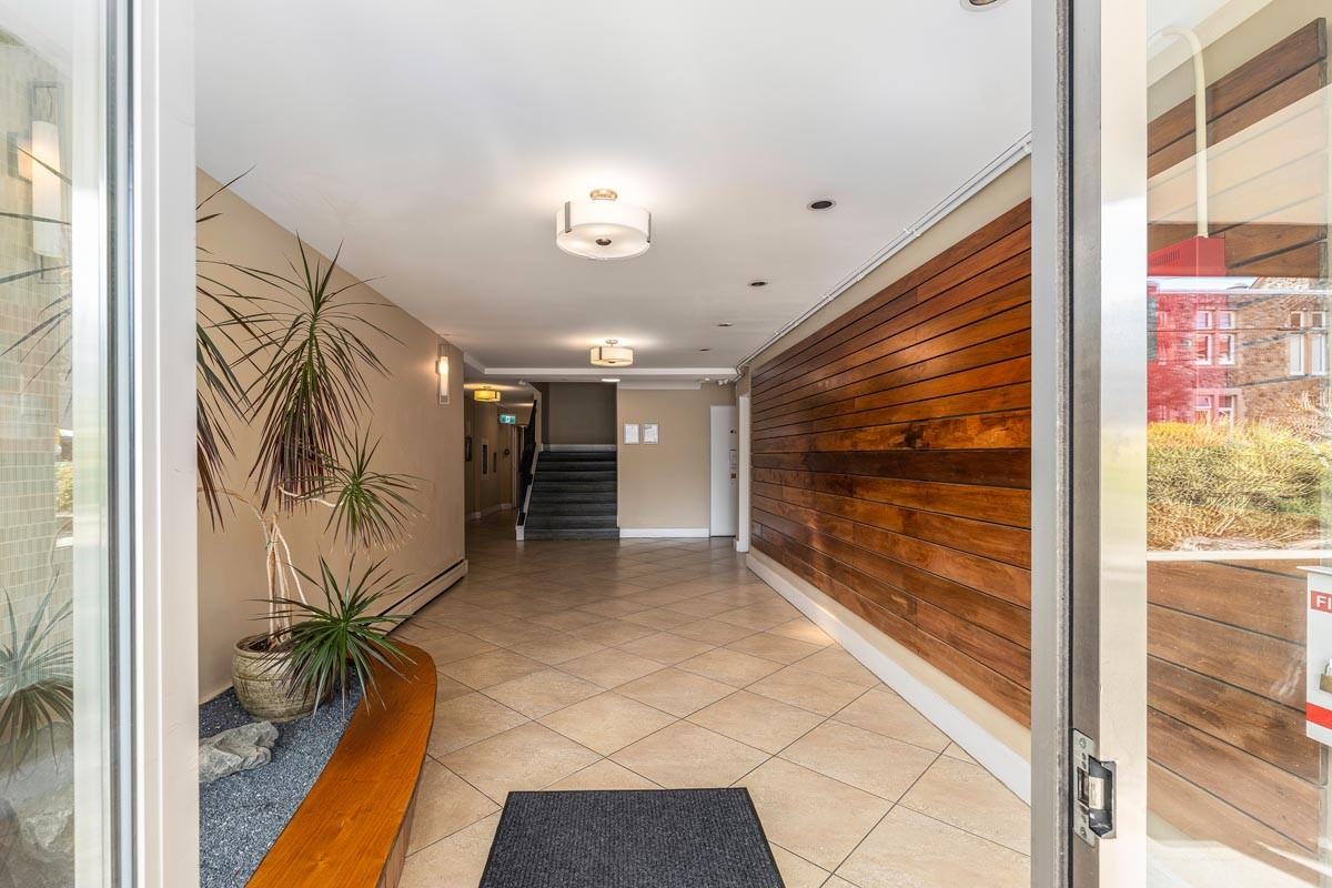 Viscount Manor Apartments 950 Rockland Ave, Victoria, BC V8V 3H4 Zumper