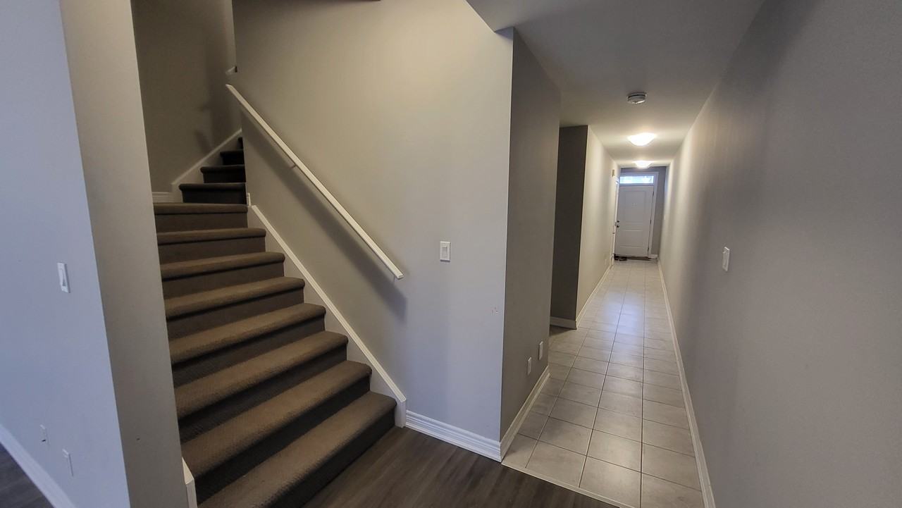 526 Thorold Rd. Upper Unit, Apartments 526 Thorold Rd, Welland, ON