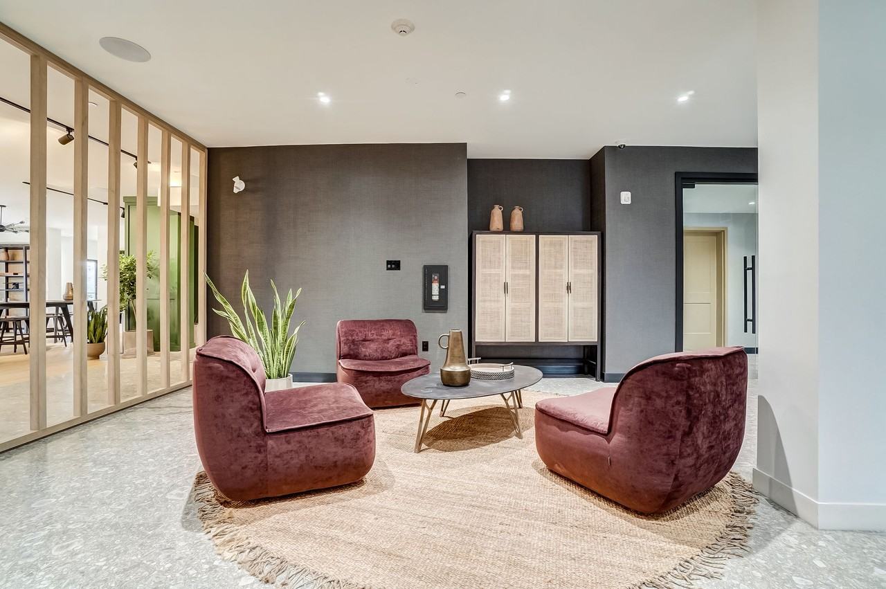 Champlain Urban Village Apartments 20 Rue De La BonneRenommée