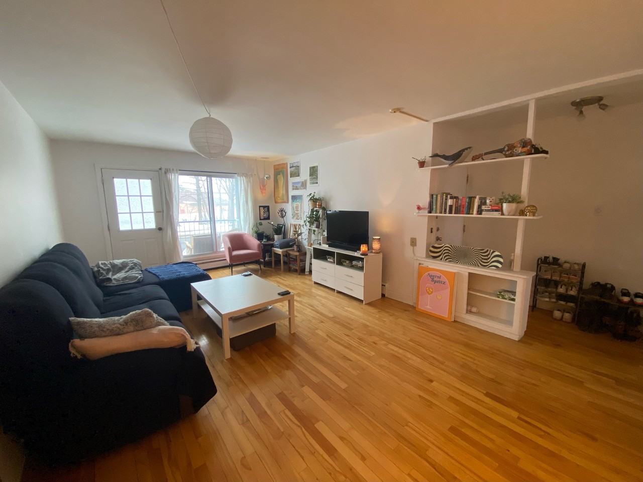 1 Rue Brown Apartments in SainteAnnDeBellevue, SainteAnnede