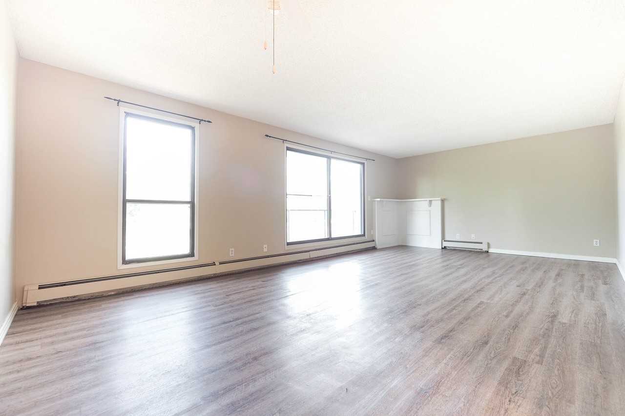 Blue Quill Gardens Apartments 12005 25 Ave Nw, Edmonton, AB T6J 4G6