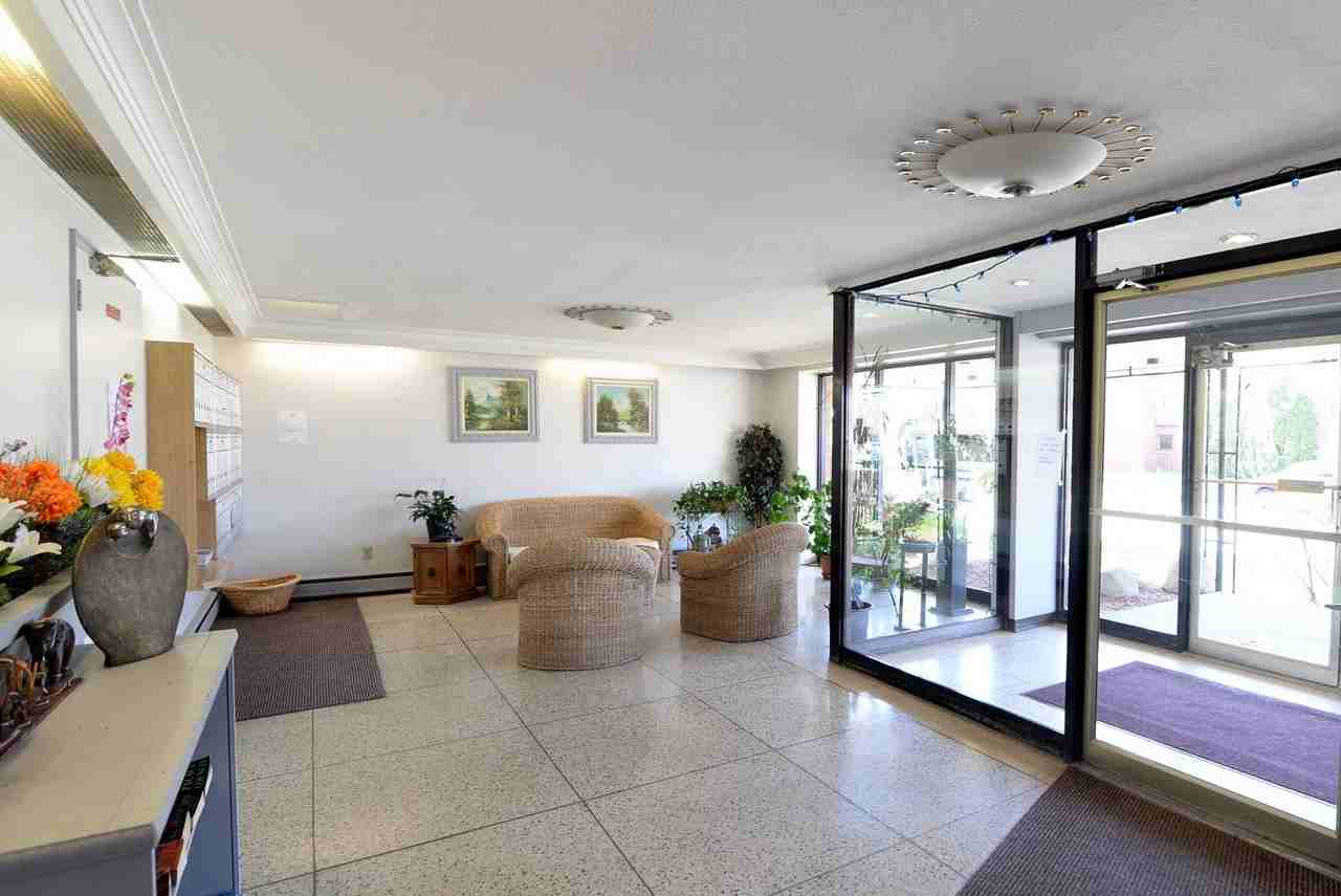 Mayfair Apartments 455 Upper Gage Ave, Hamilton, ON L8V 4J3 Zumper