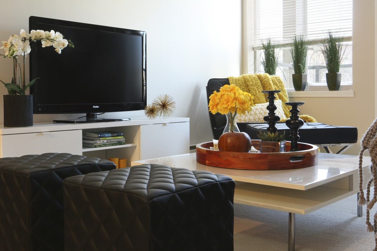 Kenwood Court Apartments in River Park South, Winnipeg, MB R2N 0A7 Zumper