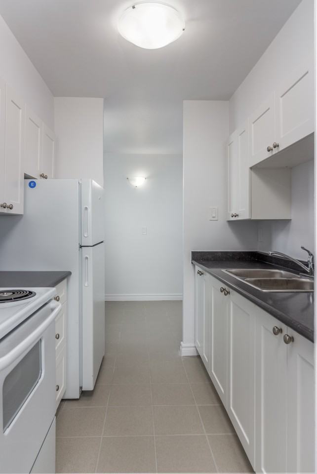 Westdale Apartments 1175 Dundas St W, Mississauga, ON L5C 1C7 Zumper