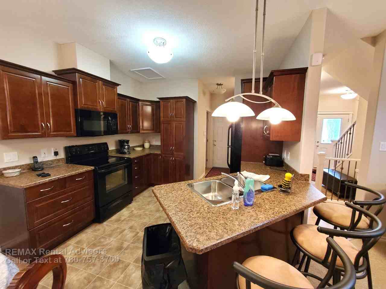 41 Summerwood Blvd, Strathcona County, AB T8H 0C8 3 Bedroom House for