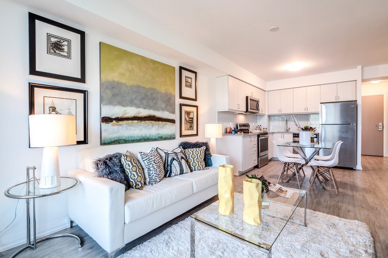 Parkside Square Apartments 55 Smooth Rose Crt, Toronto, ON M2J 0G7