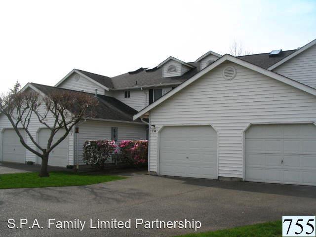 Colonial Circle Townhomes 550 Ryan Road Apartments in Buckley, WA 98321