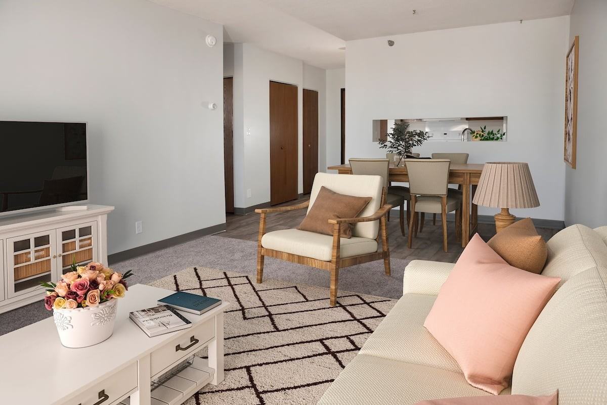 Irvine Park Towers Apartments 291 7th St W, St. Paul, MN 55102 Zumper