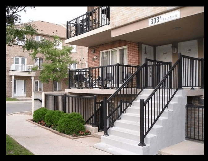 3031 Finch Avenue West, Toronto, ON M9M 0A3 2 Bedroom House for 2,650