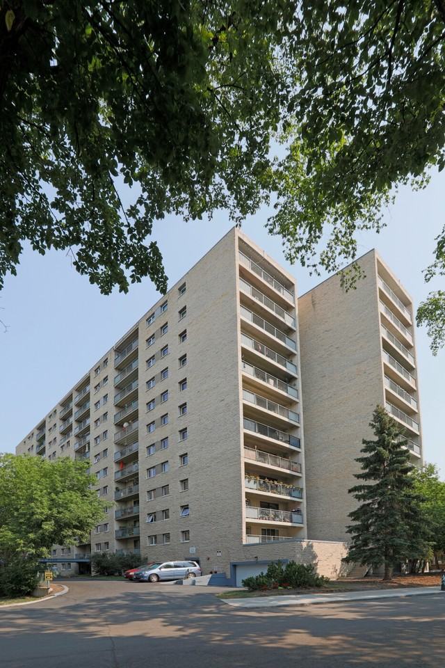 21 Roslyn Road Apartments 21 Roslyn Rd, Winnipeg, MB R3L 2S8 Zumper