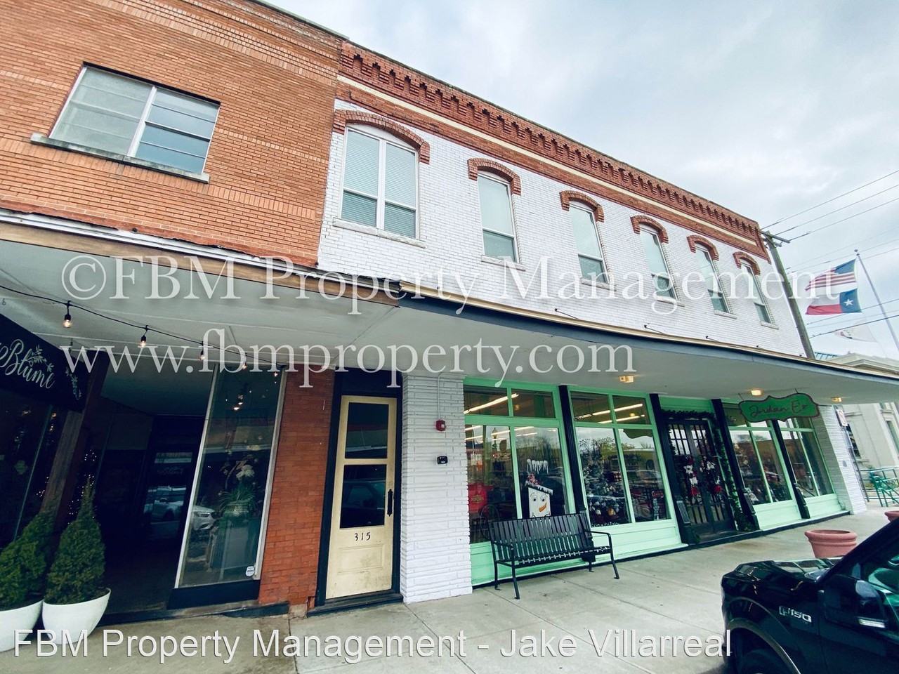 315 S Rogers Street Apartments 315 S Rogers St, Waxahachie, TX 75165