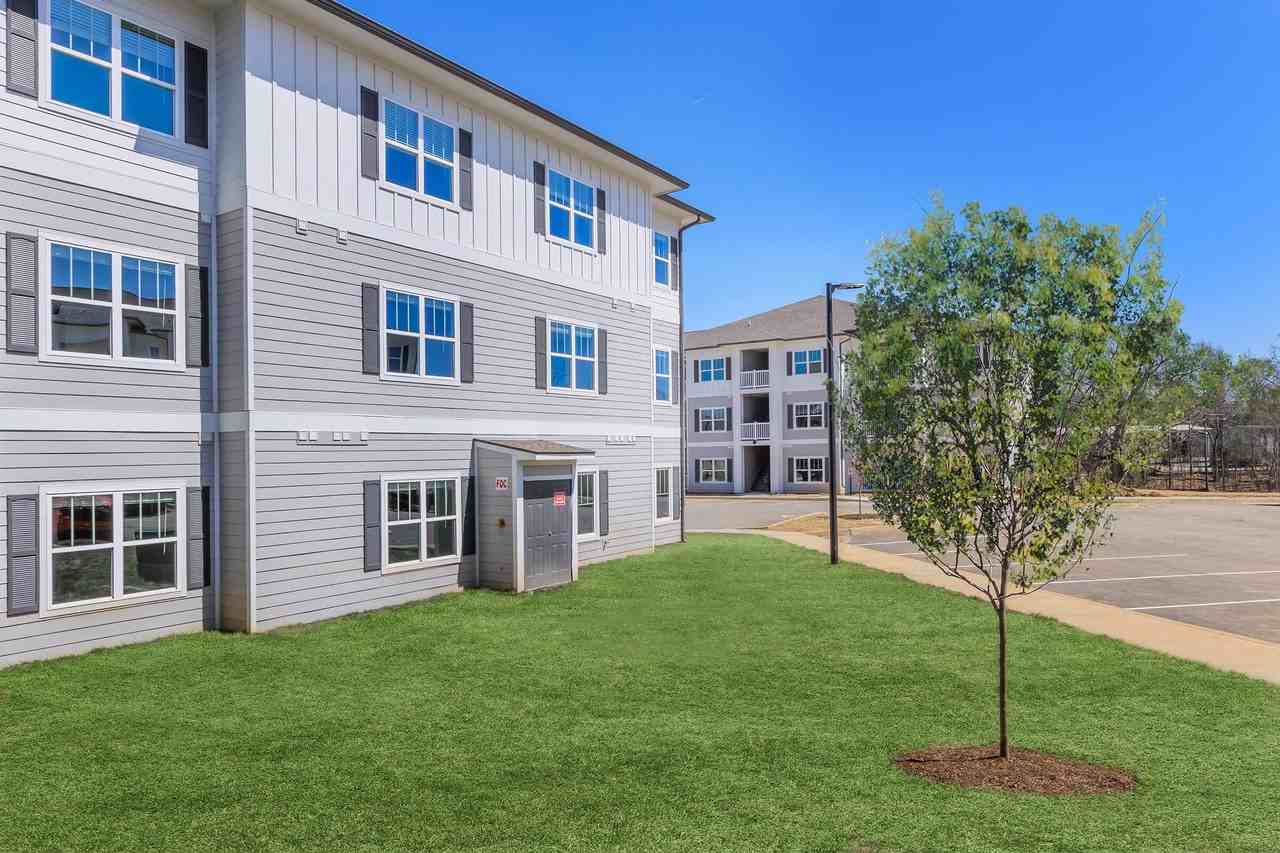 The Park at Beasley Apartments 174 Green Park Dr, Dickson, TN 37055