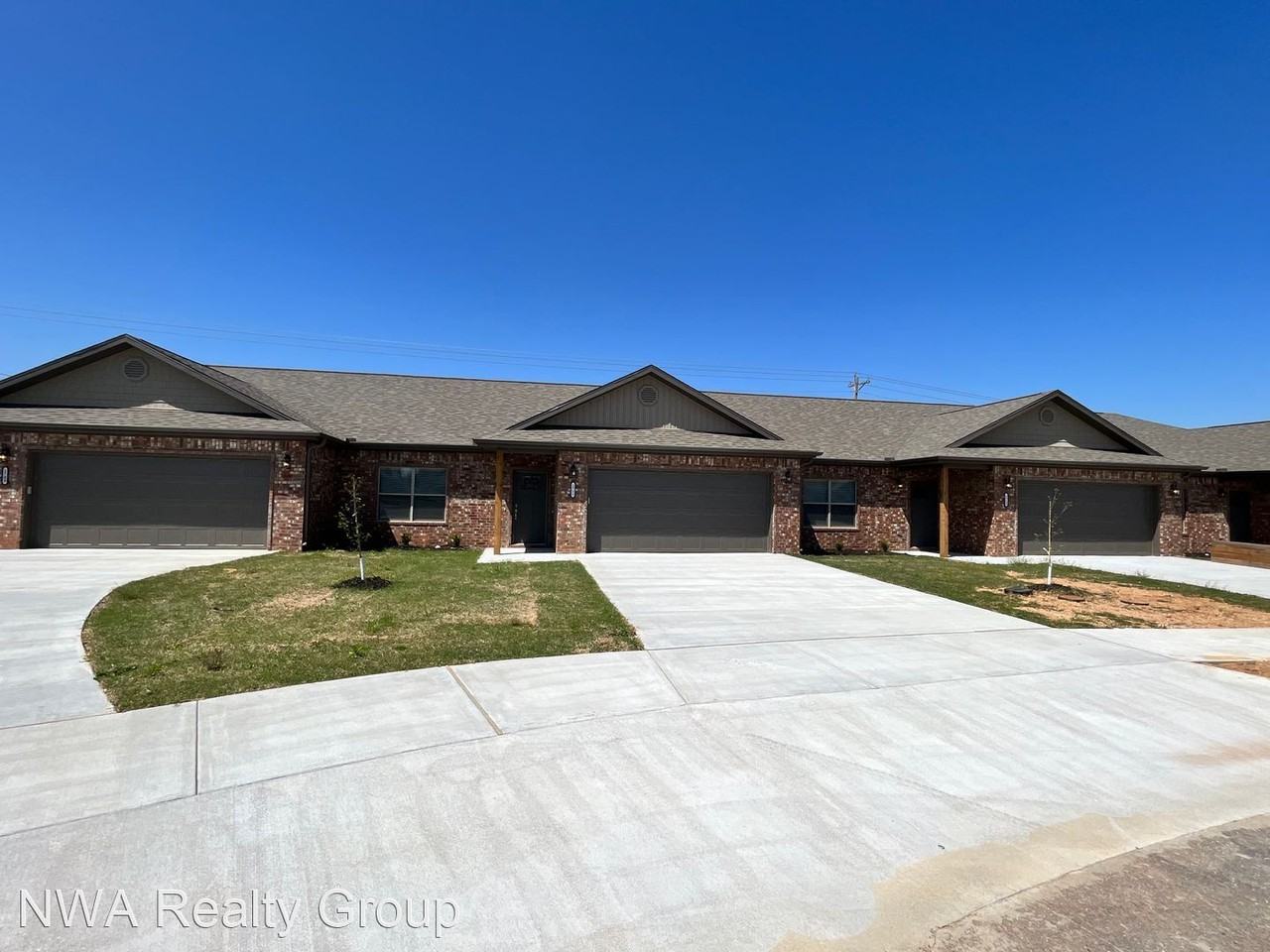 Booker Cir, Pea Ridge, AR 72751 3 Bedroom Apartment for Rent PadMapper