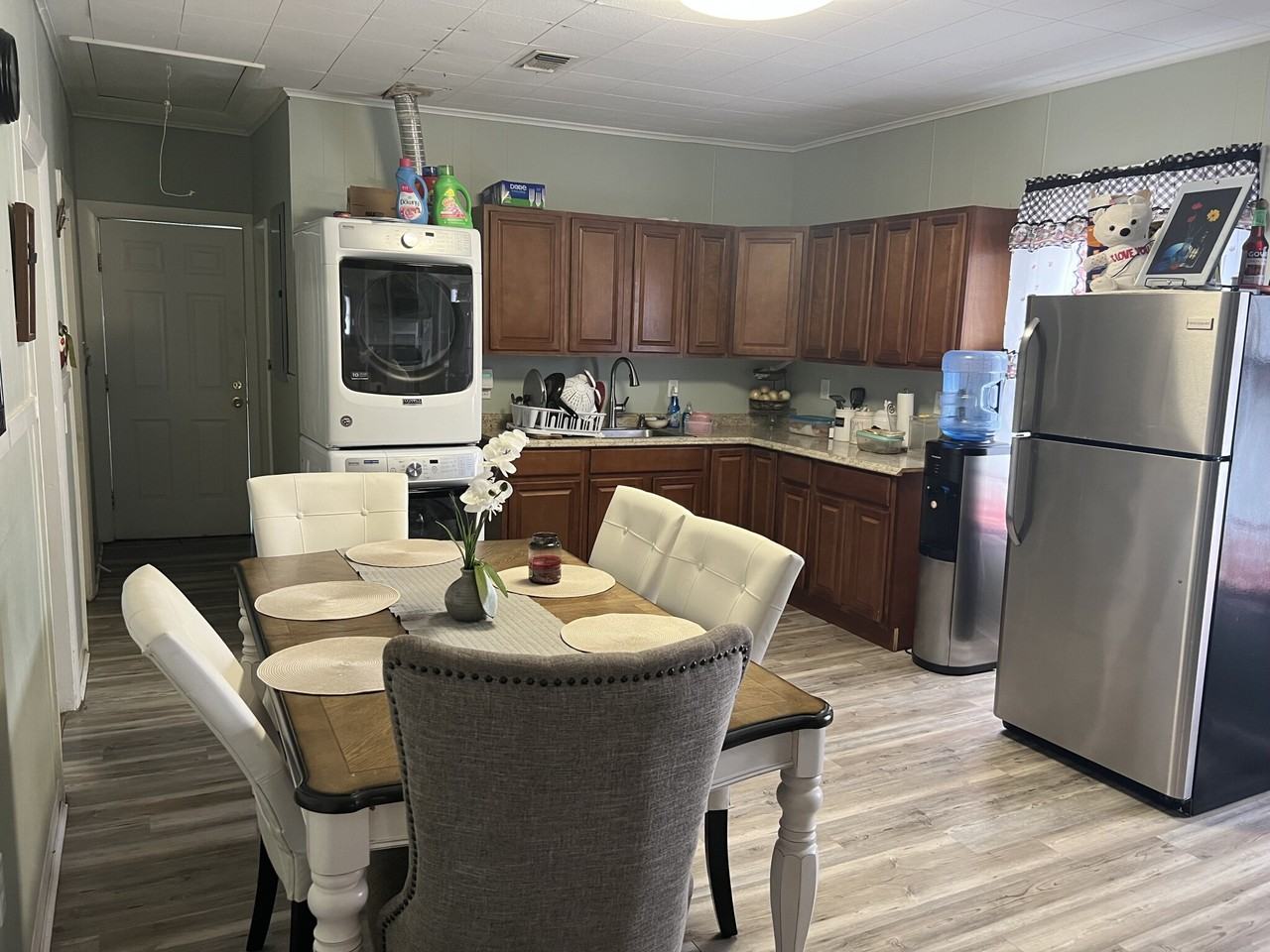 Florence St 3, Worcester, MA 01610 3 Bedroom Apartment for 1,800/month Zumper