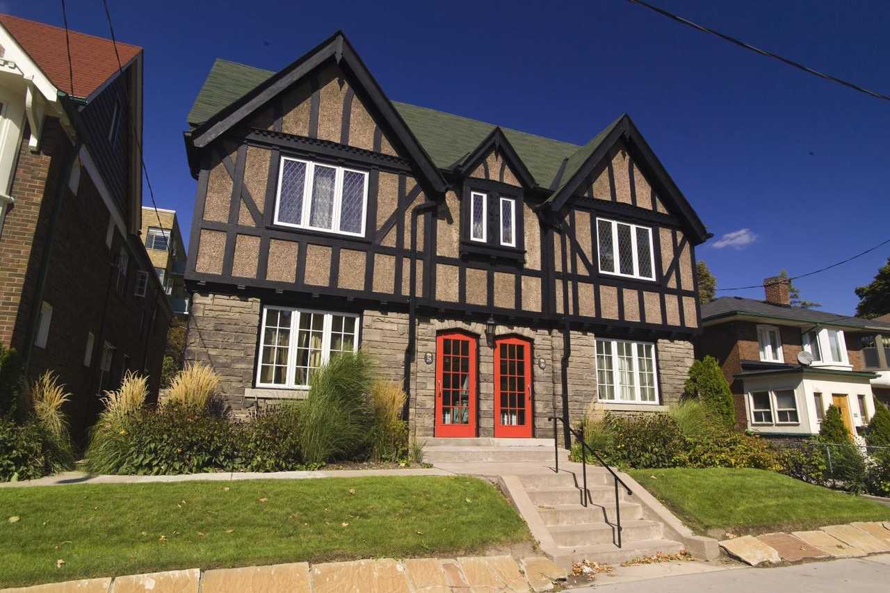 Lawrence Duplexes Apartments 30 830 Lawrence Avenue East, Toronto