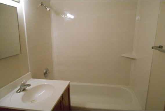 Wickham Park Apartments 100 Wickham Rd, Winnipeg, MB R2J 2L4 Zumper