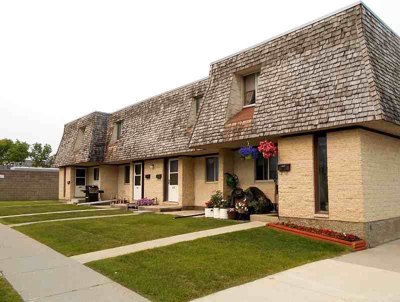 Baylor Place Apartments 120 Baylor Ave, Winnipeg, MB R3T 3P4 Zumper