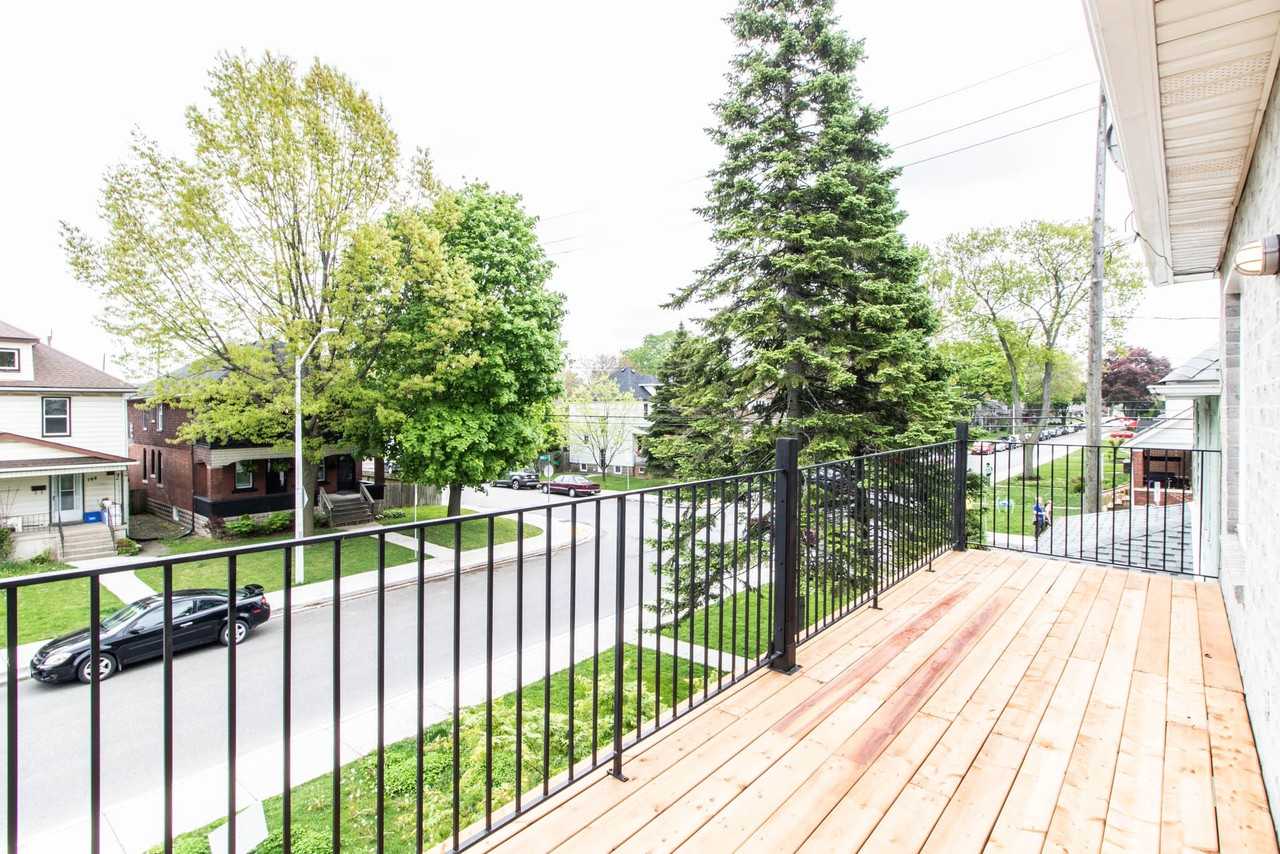 783 HALL AVE WINDSOR Apartments 785 Hall Ave, Windsor, ON N9A 2L9