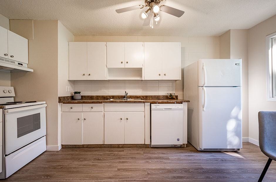 Pleasantview Townhomes Apartments 4905 107 St Nw, Edmonton, AB T6H 2W8 Zumper