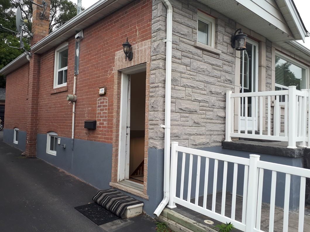 Cordella Avenue, Toronto, ONTARIO M6N 2J6 1 Bedroom Apartment for