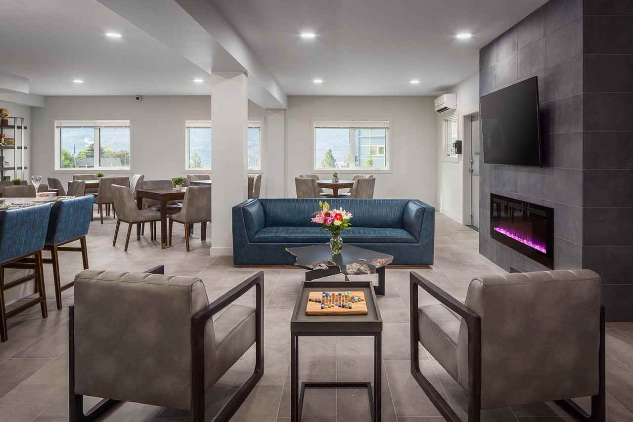 Carrington View Apartments 2200 2200, 2210, 2220 Majoros Road 2210