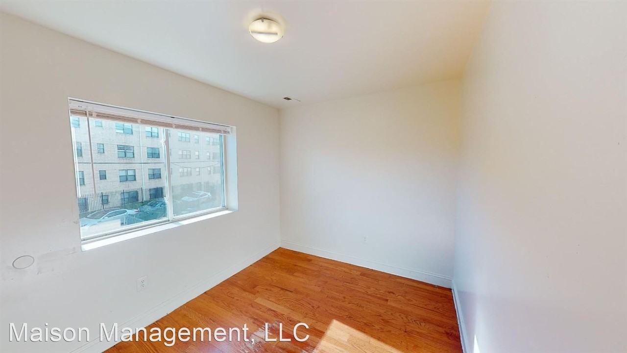 253 St. SE Apartments 253 St Se, Washington, DC 20032