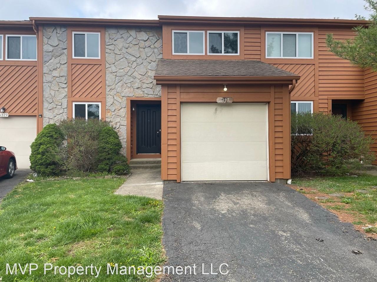 3315 3321 Kristin Court Apartments in Minerva Park, Minerva Park, OH