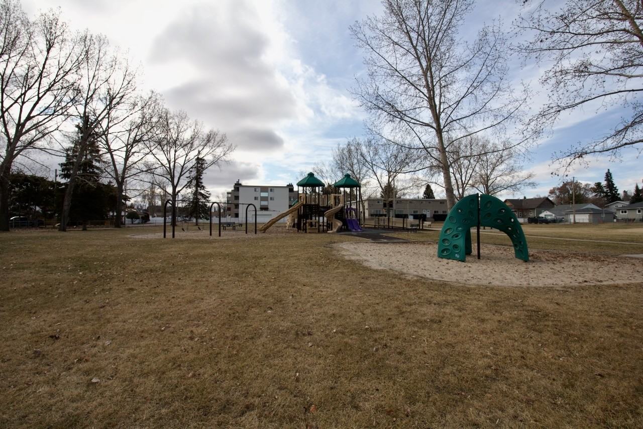 36 Ross Dr Apartments in Fort Saskatchewan, AB T8L 2N1 Zumper