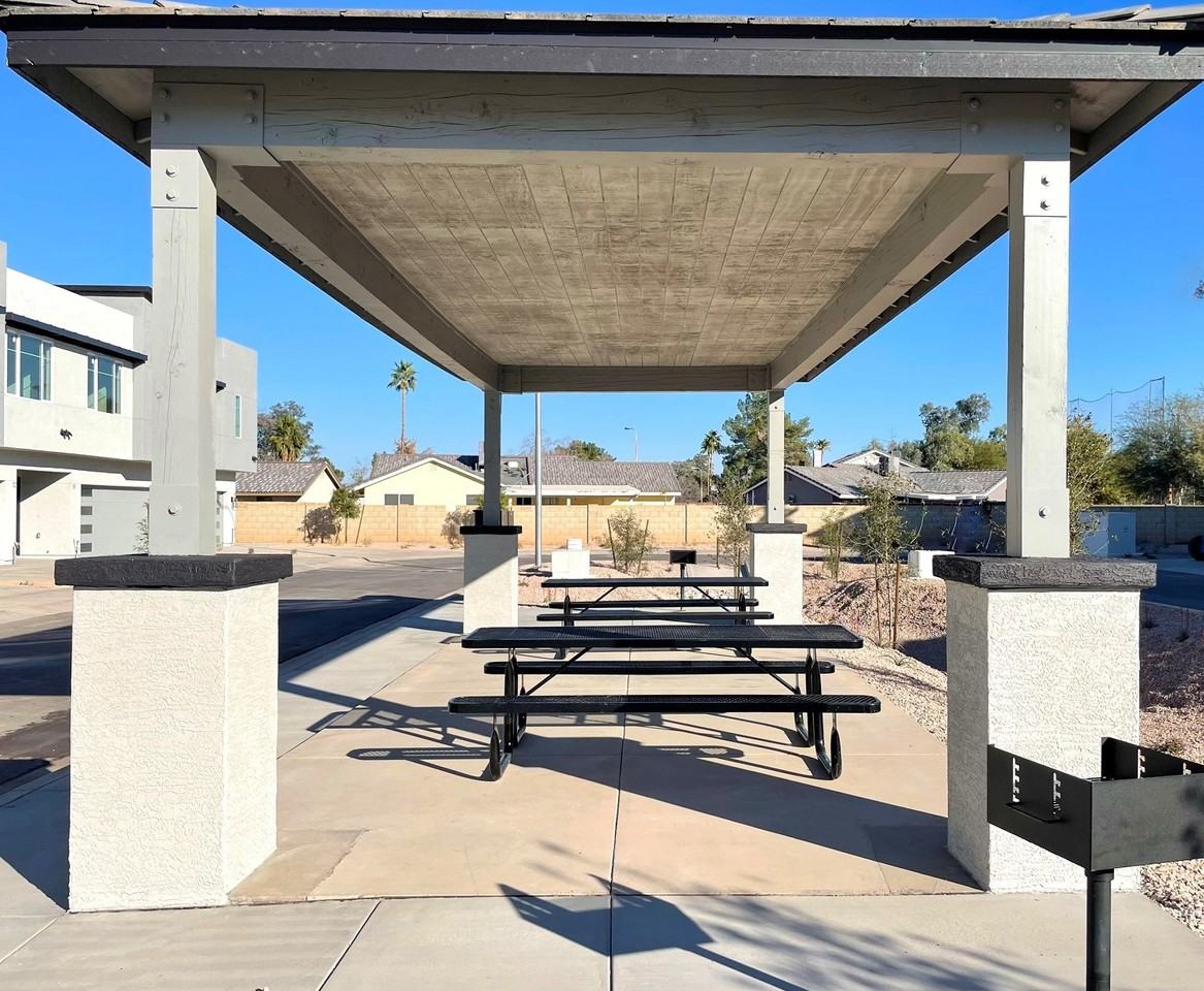 Stone View on McQueen Apartments 701 N Mcqueen Rd, Chandler, AZ 85225