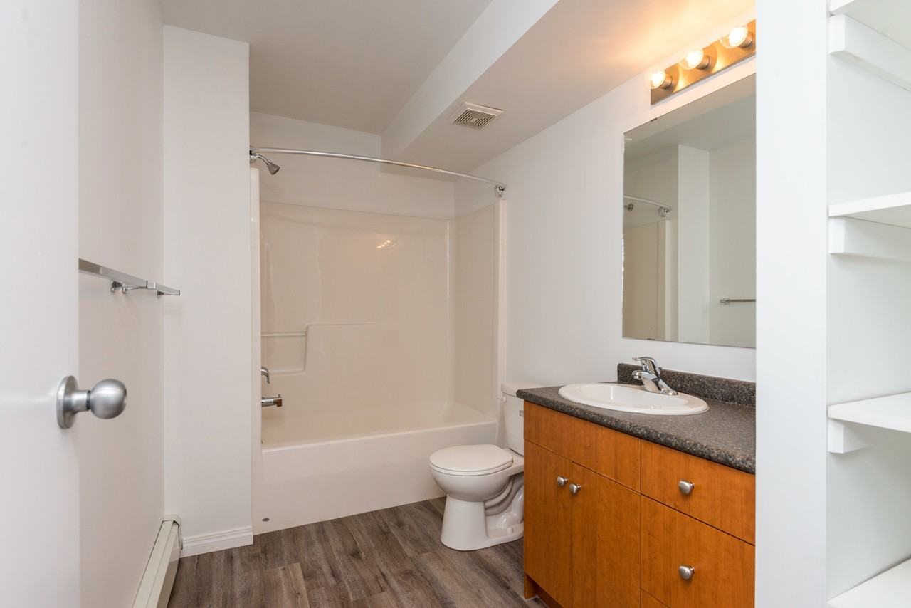 Windermere Village Apartments 3711 & 3711 Whitelaw Lane 3707, Edmonton, AB T6W 2C3 Zumper