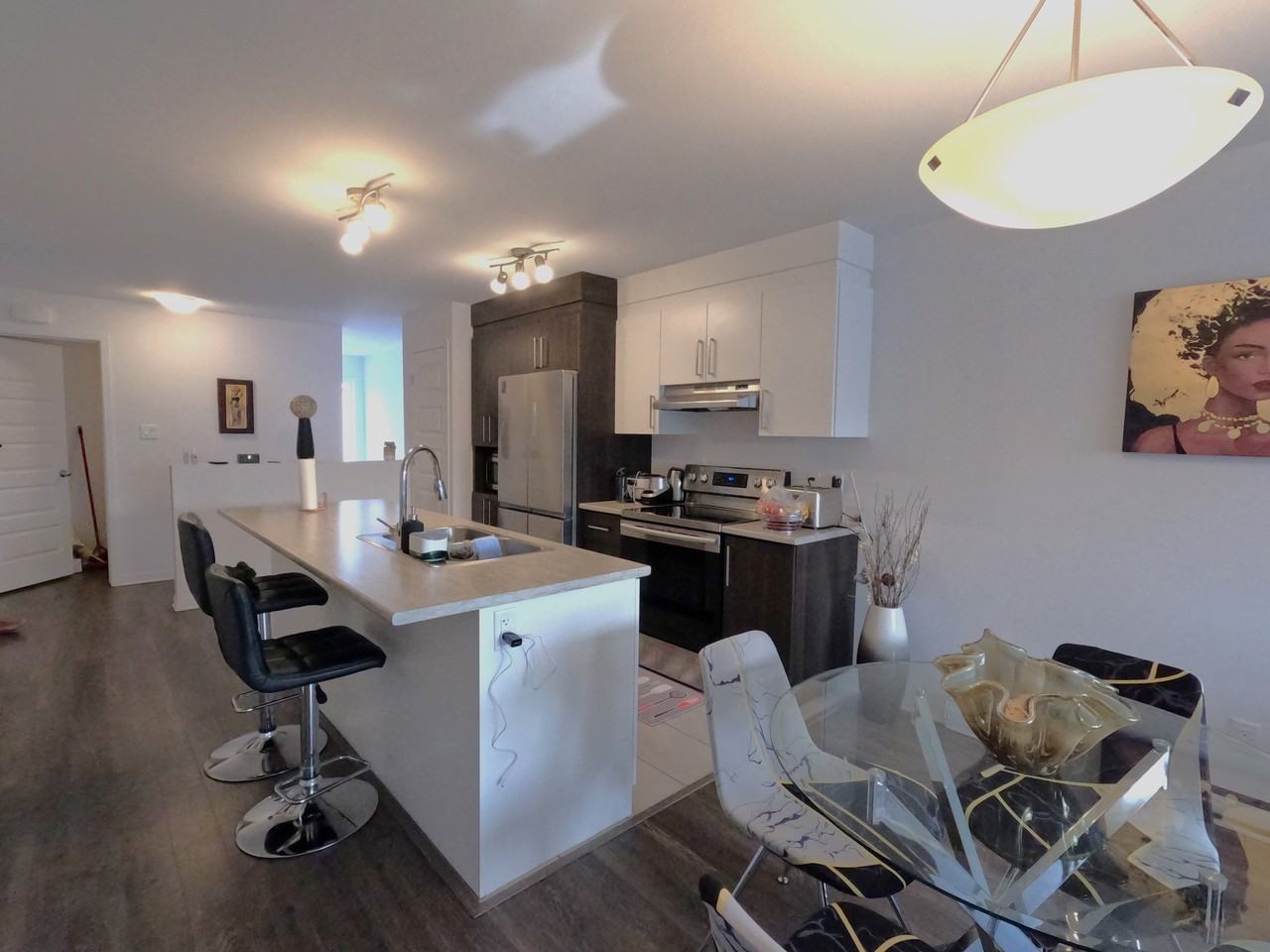 328 Avenue de l'Hippodrome 3, Gatineau, QC J9H 0L5 2 Bedroom Apartment for 1,775/month Zumper