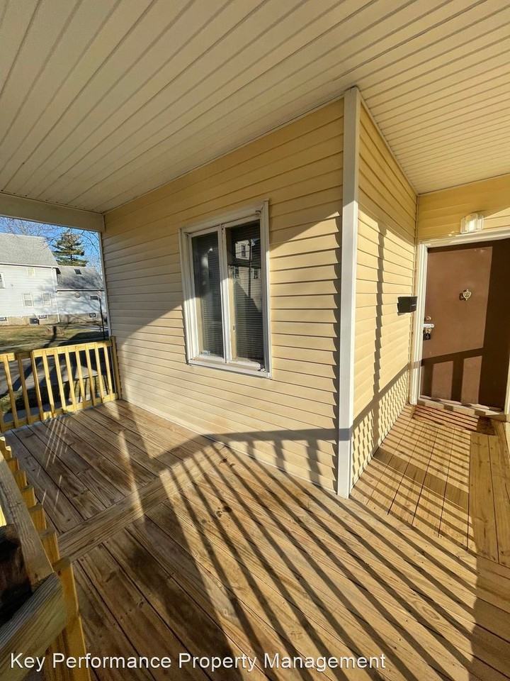 116 Sanford Street Apartments 116 Sanford St, Rochester, NY 14620