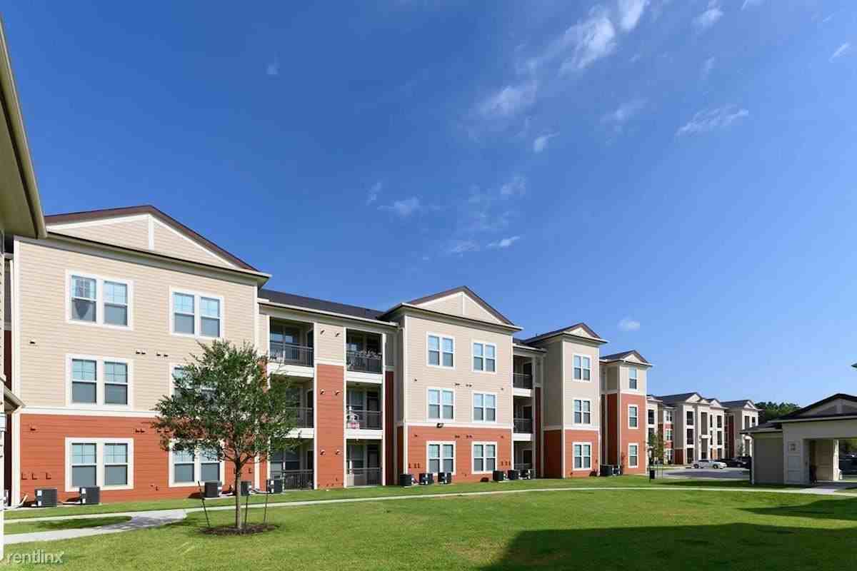 450 E Rogers St Apartments in Independence Heights, Houston, TX 77022