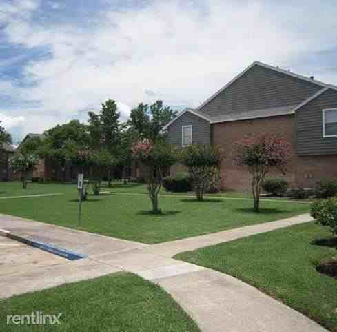 17201 Blackhawk Blvd Apartments in Friendswood, TX 77546 Zumper