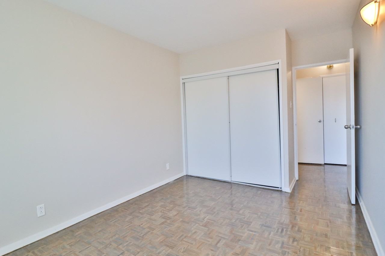 272 Bronson Avenue Apartments 272 Bronson Ave, Ottawa, ON K1R 6H9