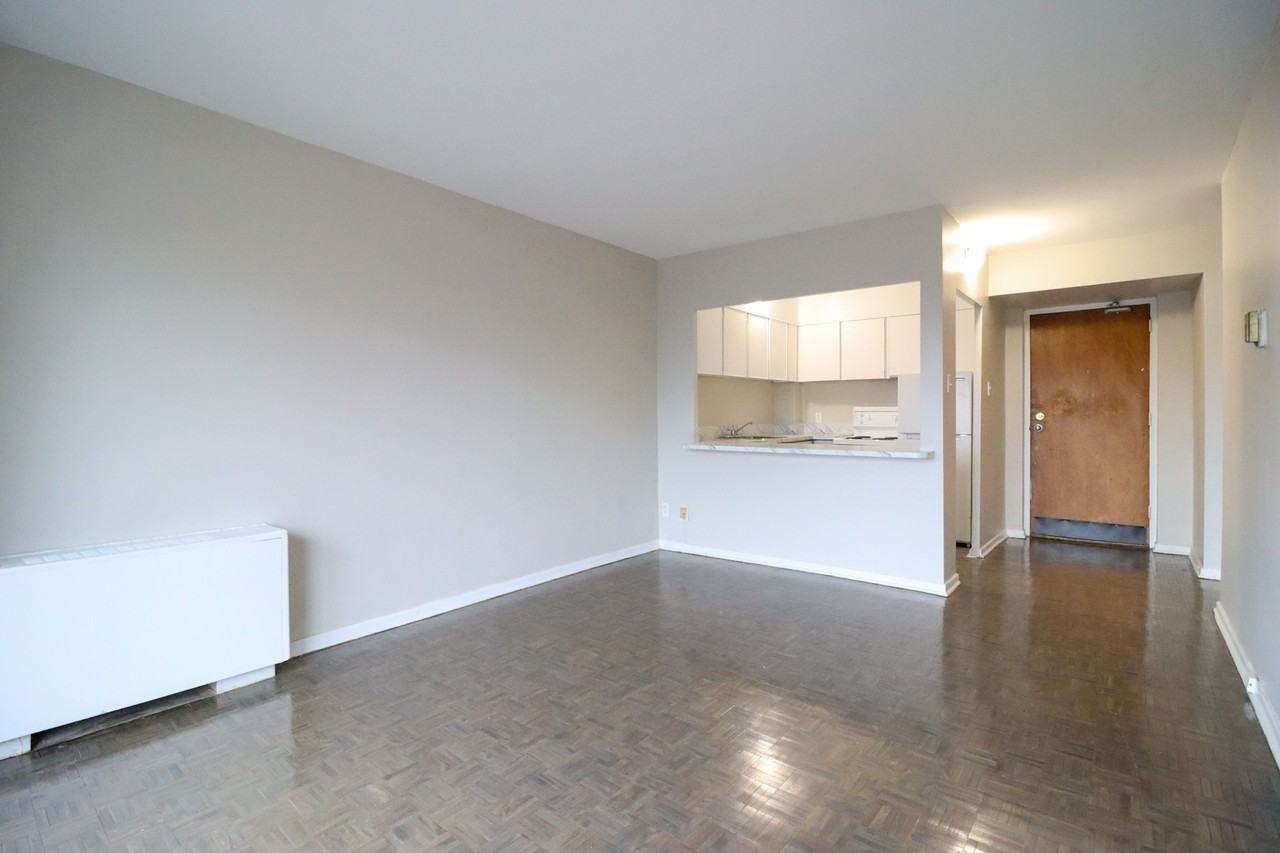 321 Waverley Street Apartments 321 Waverley St W, Ottawa, ON K2P 0W2