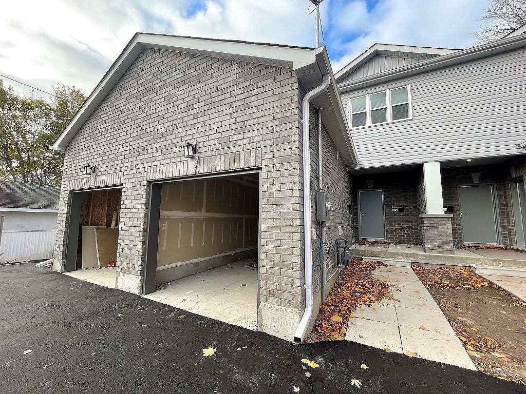 90 Peel St. Apartments 90 Peel St, Barrie, ON L4M 3L4 Zumper