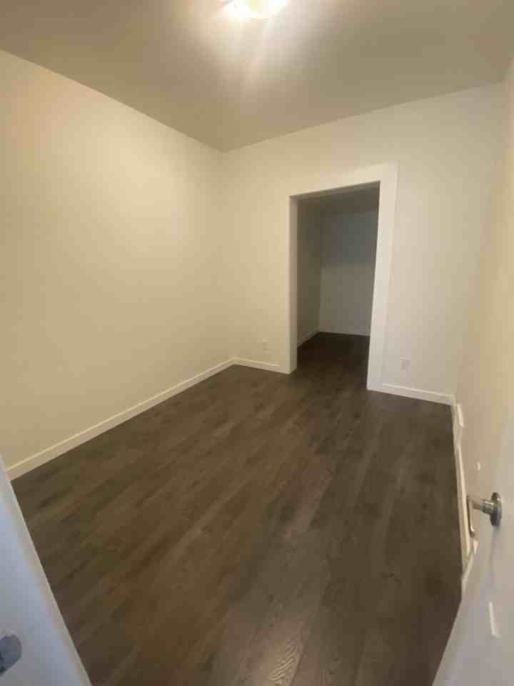 204 Yale Ave W, Winnipeg, MB R2C 1T8, CAN 3 bedroom House Rental Zumper