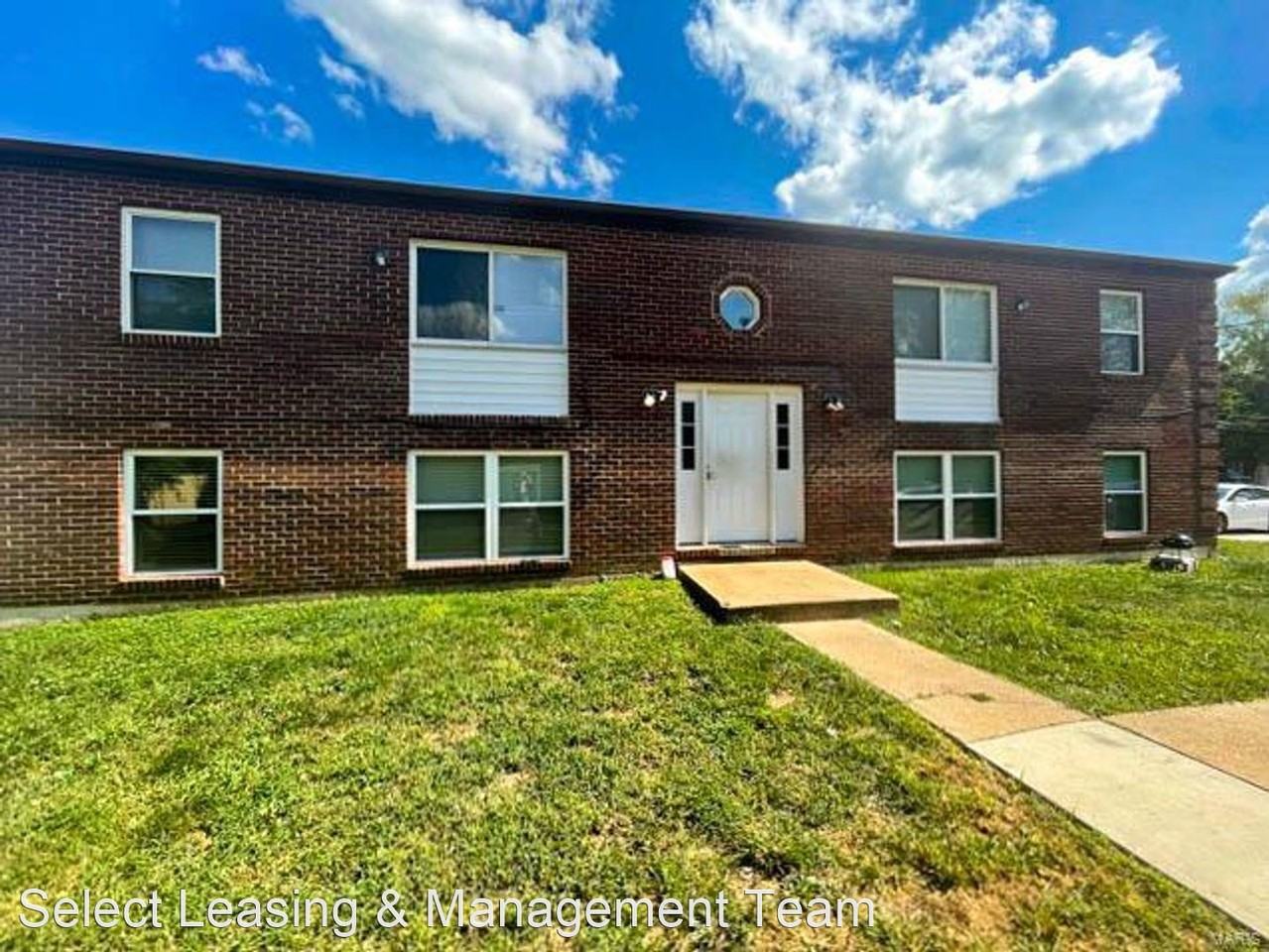 313 / 317 Mount Everest Dr Apartments in Fenton, MO 63026 Zumper