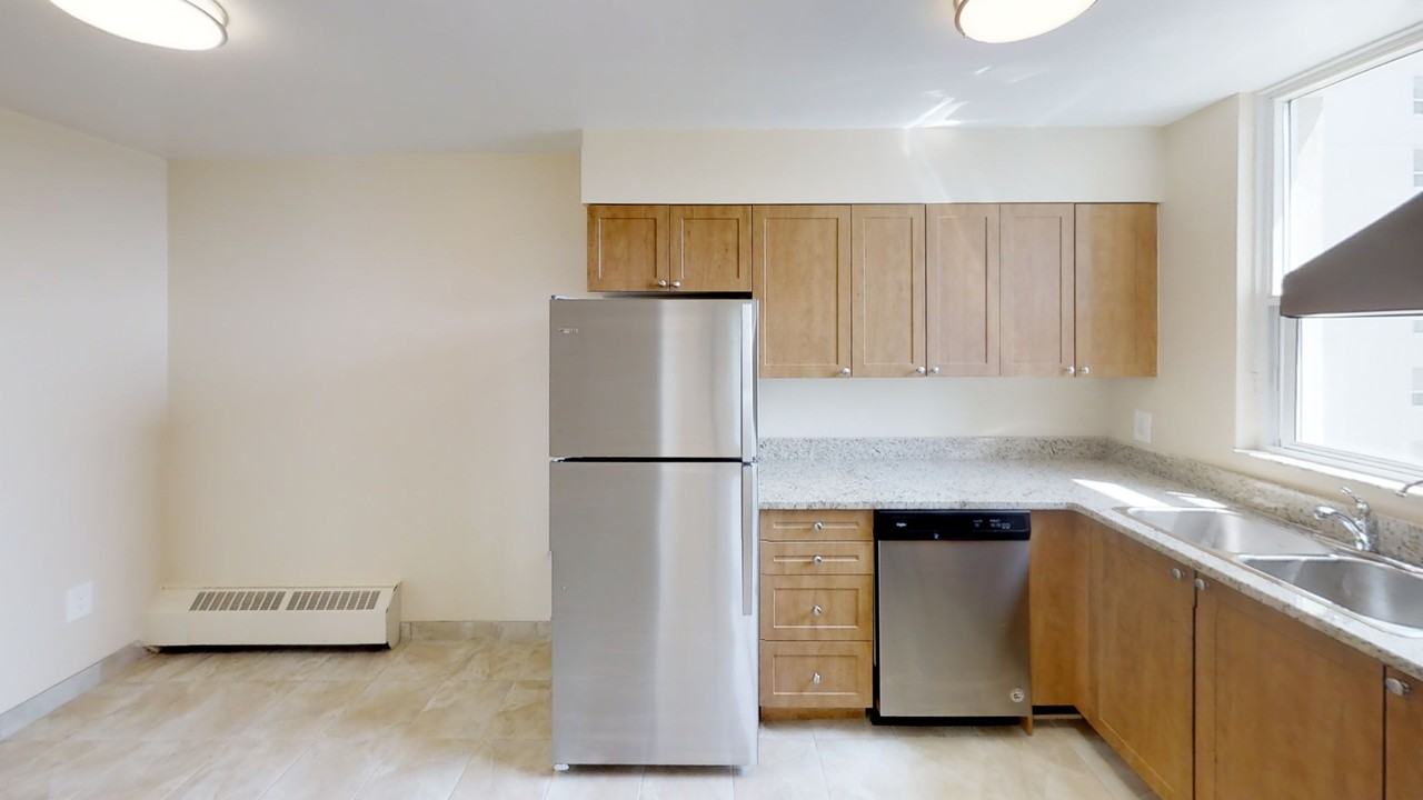 Queen Margaret I Apartments 11 Margaret Ave, Kitchener, ON N2H 6M4